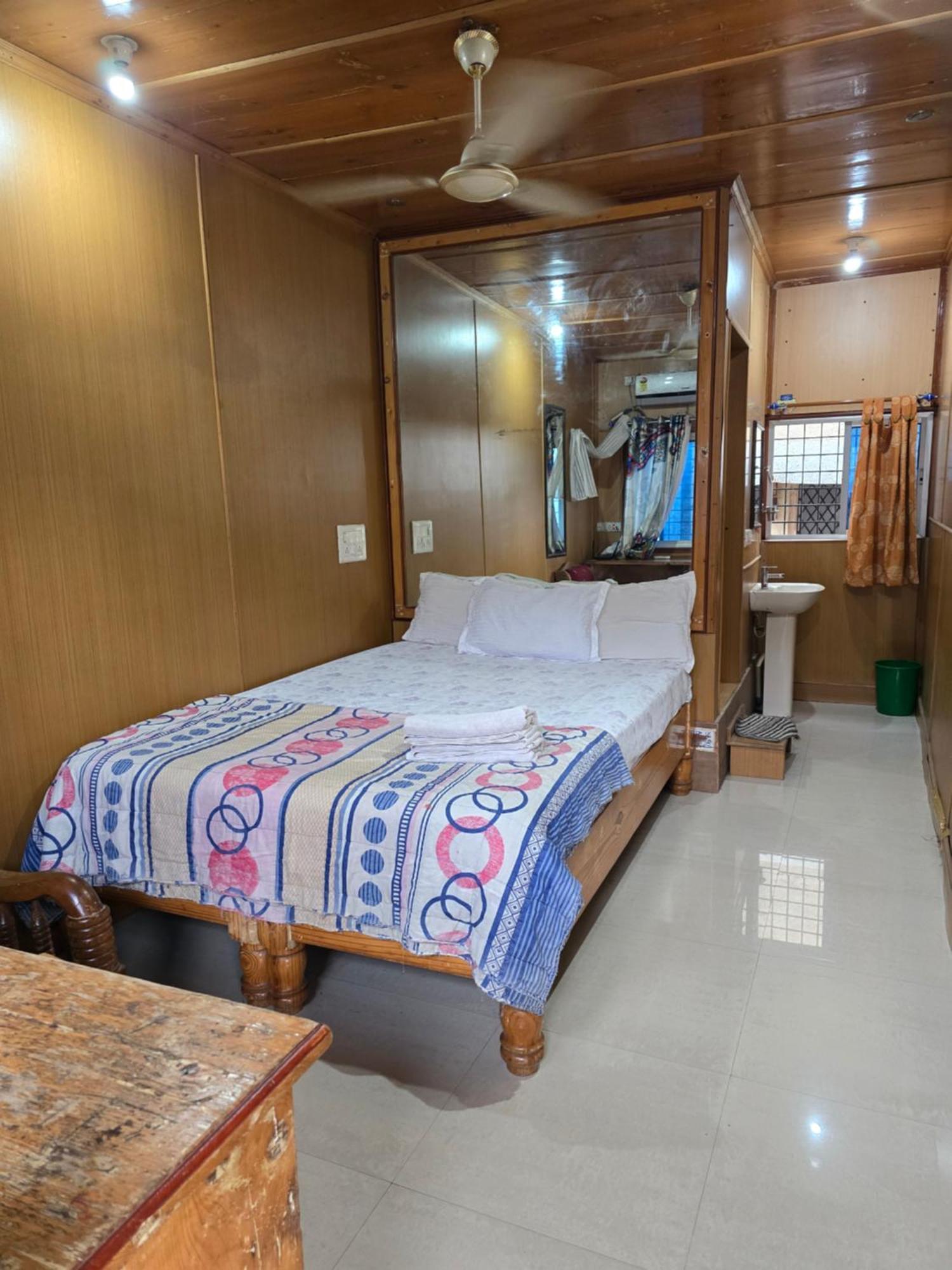 Lakshmi Heritage Tourist Home Hampi Ngoại thất bức ảnh