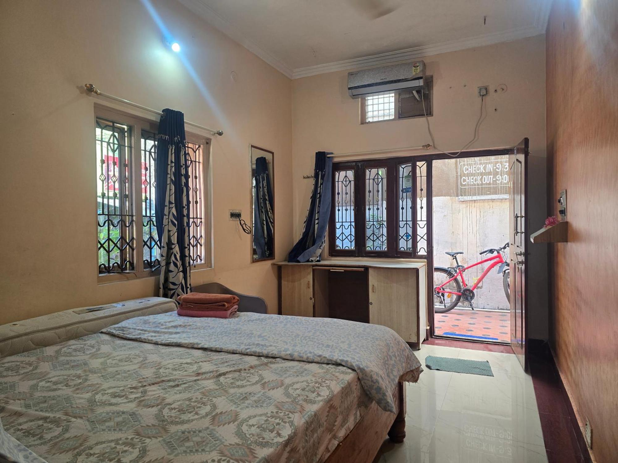 Lakshmi Heritage Tourist Home Hampi Ngoại thất bức ảnh