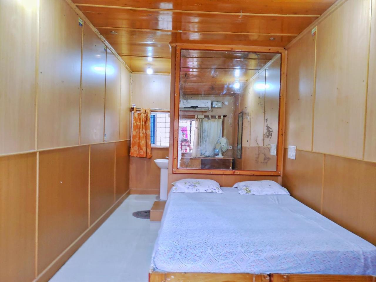 Lakshmi Heritage Tourist Home Hampi Ngoại thất bức ảnh